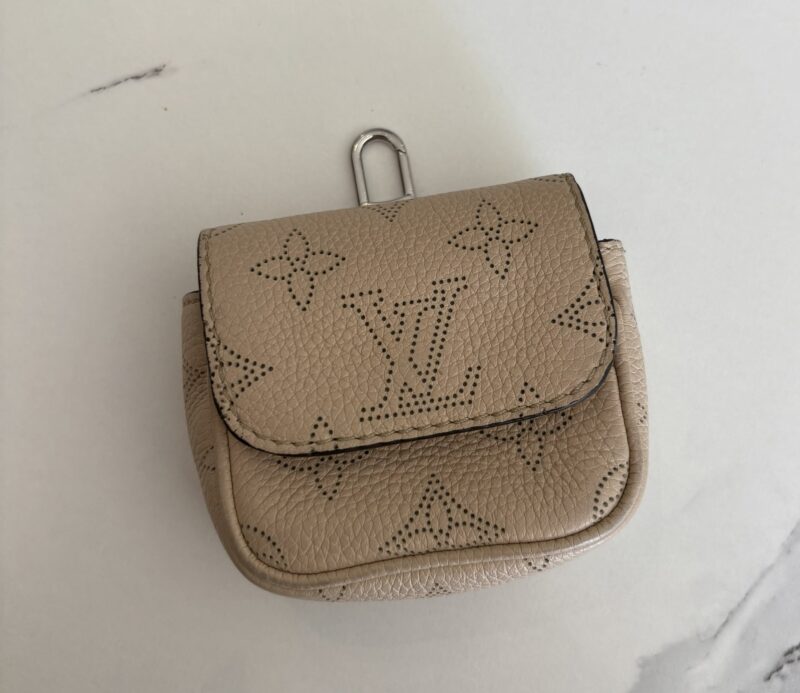 Micro pochette Louis Vuitton