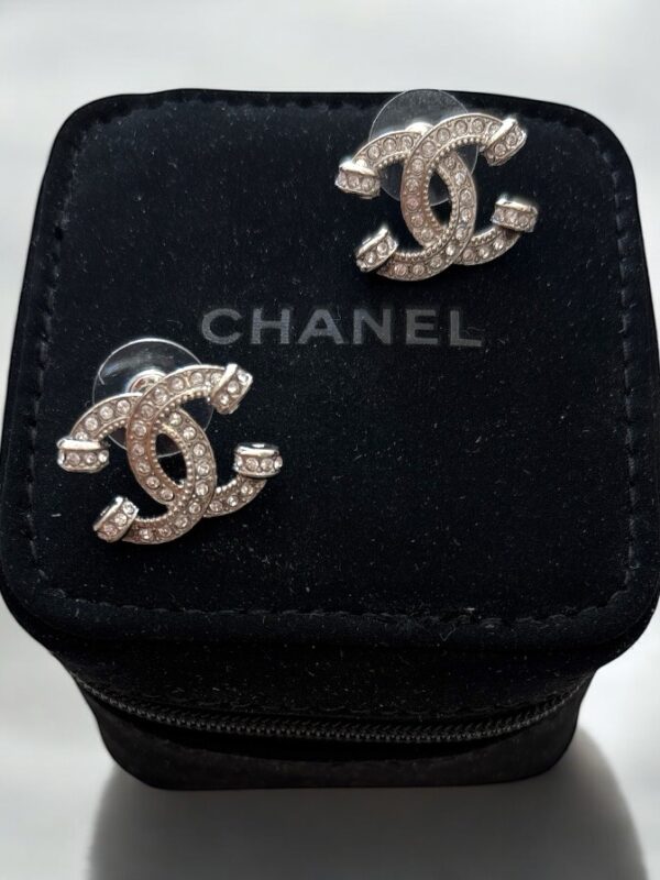 Boucle d’oreille Chanel